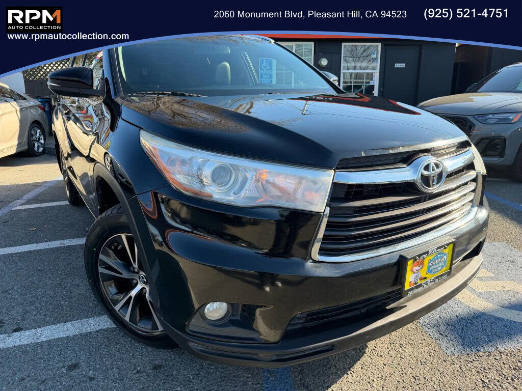 2016 TOYOTA Highlander