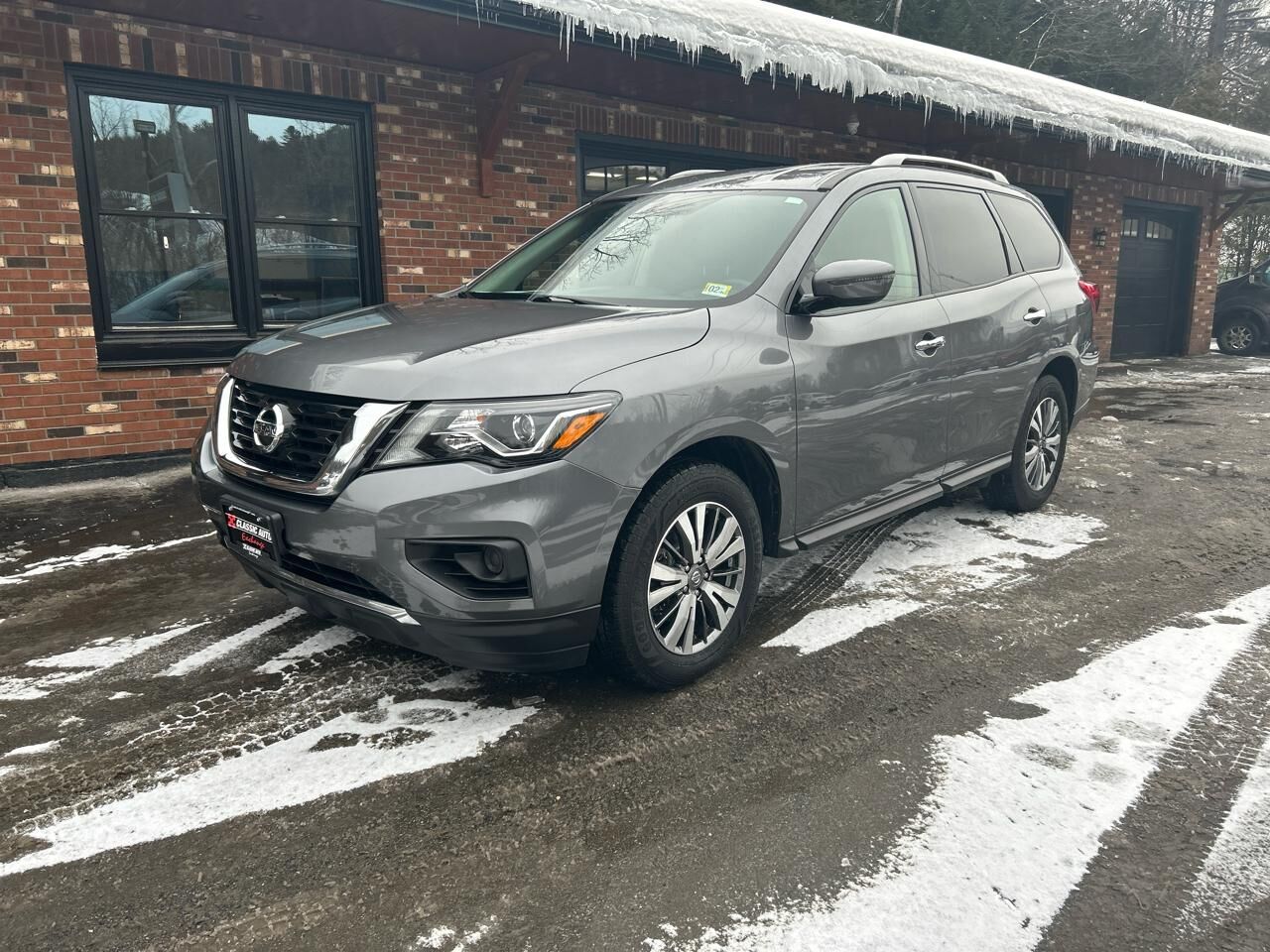 2020 NISSAN Pathfinder