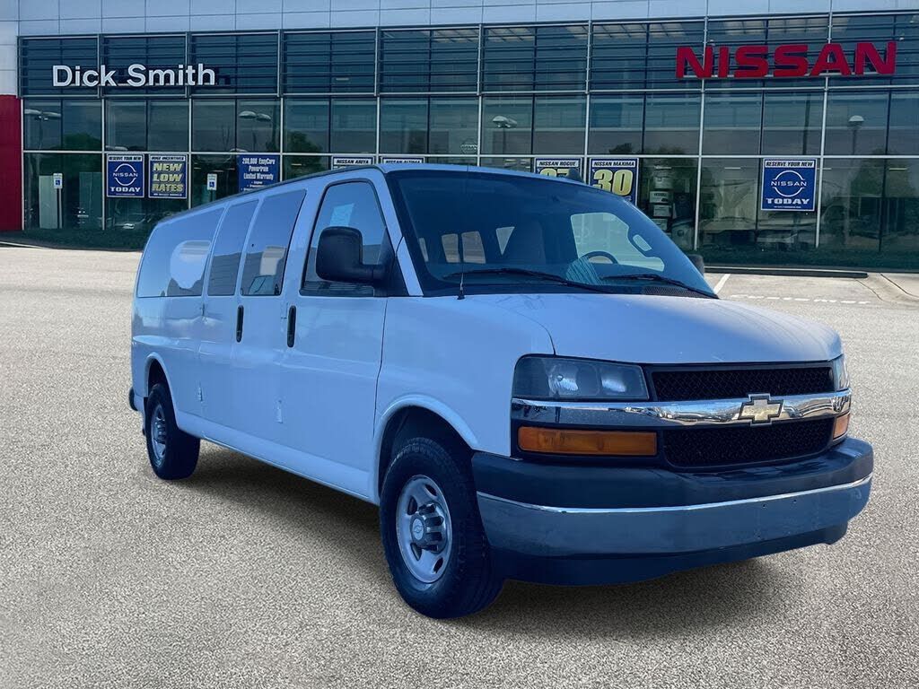 2017 CHEVROLET Express