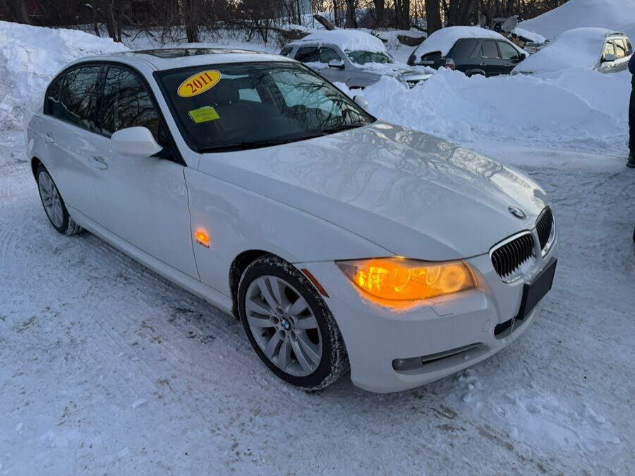 2011 BMW 3 Series