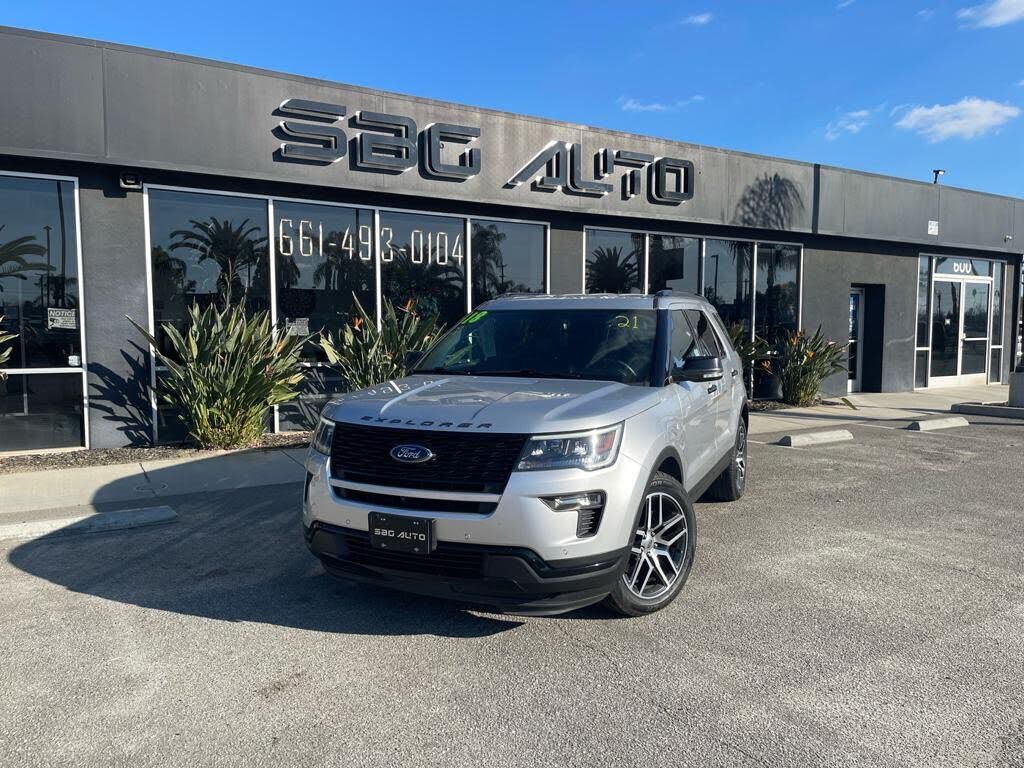 2018 FORD Explorer
