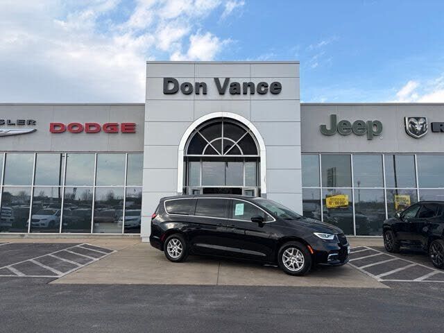 2025 CHRYSLER Pacifica