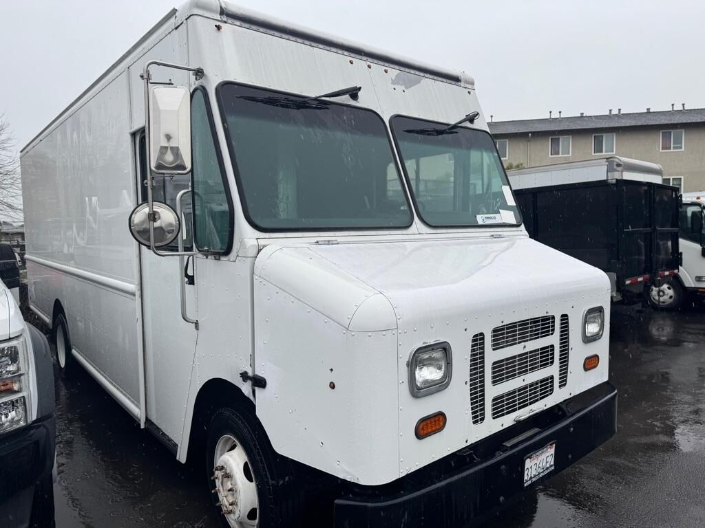 2017 FORD Commercial Chassis