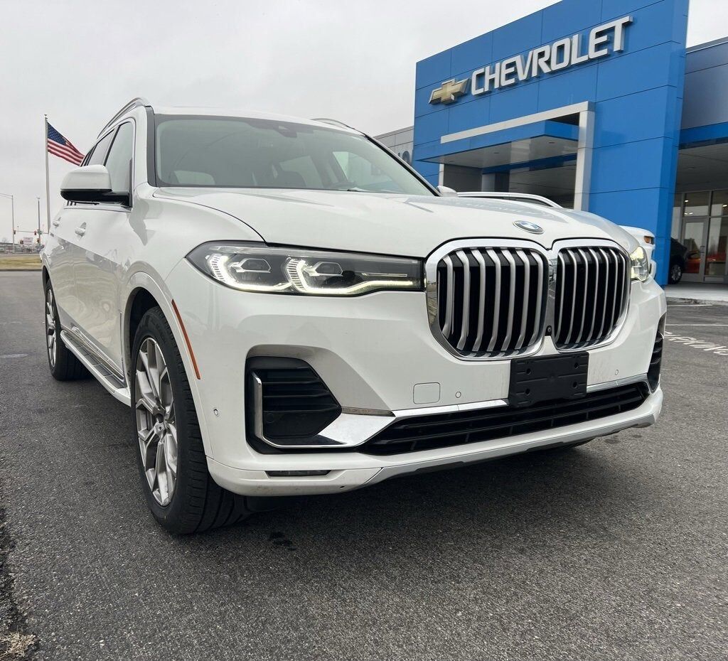 2021 BMW X7