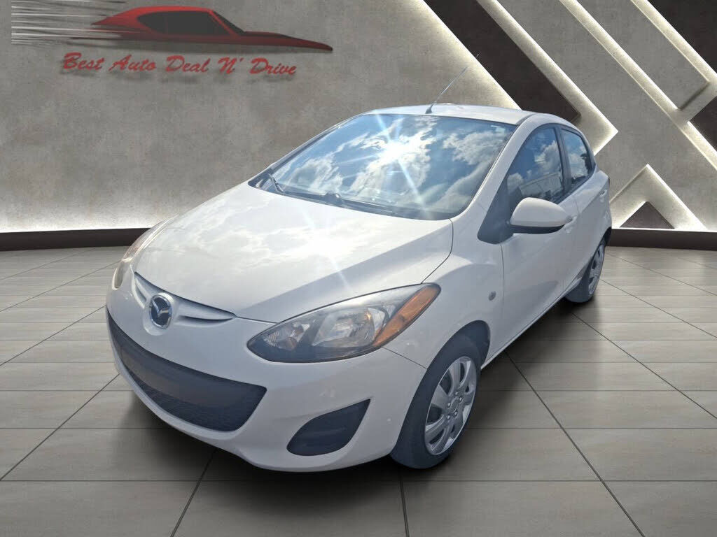 2014 MAZDA Mazda2