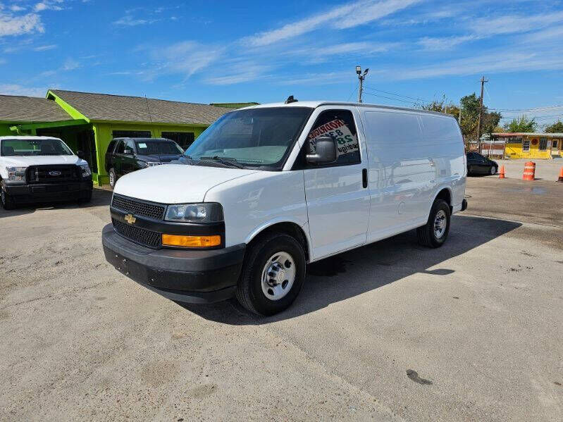 2019 CHEVROLET Express