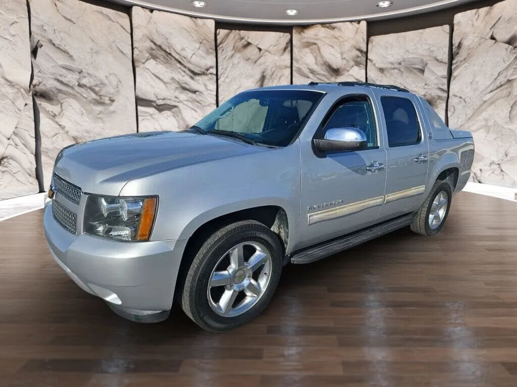 2013 CHEVROLET Avalanche