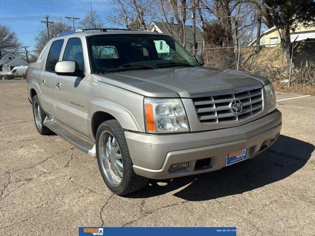 2005 CADILLAC Escalade