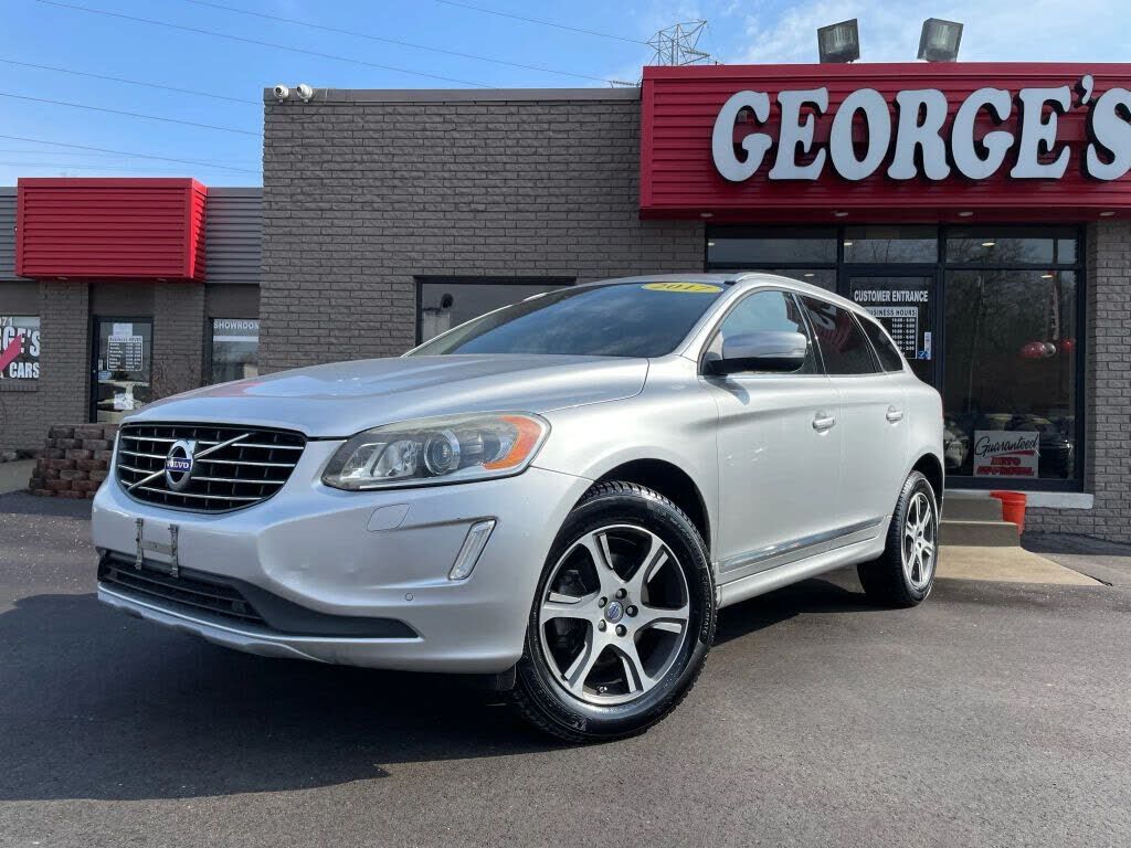 2017 VOLVO XC60