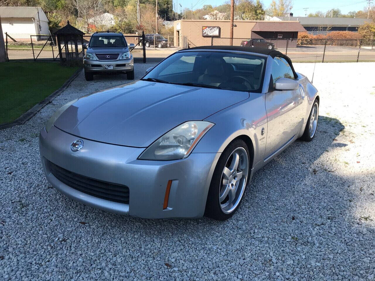 2004 NISSAN 350Z