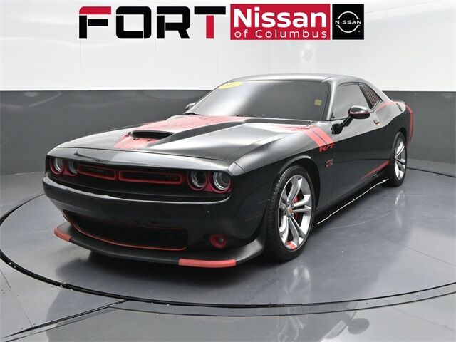 2022 DODGE Challenger