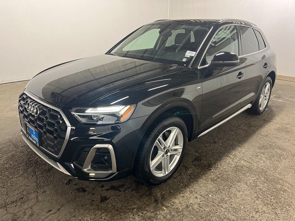 2025 AUDI Q5 e
