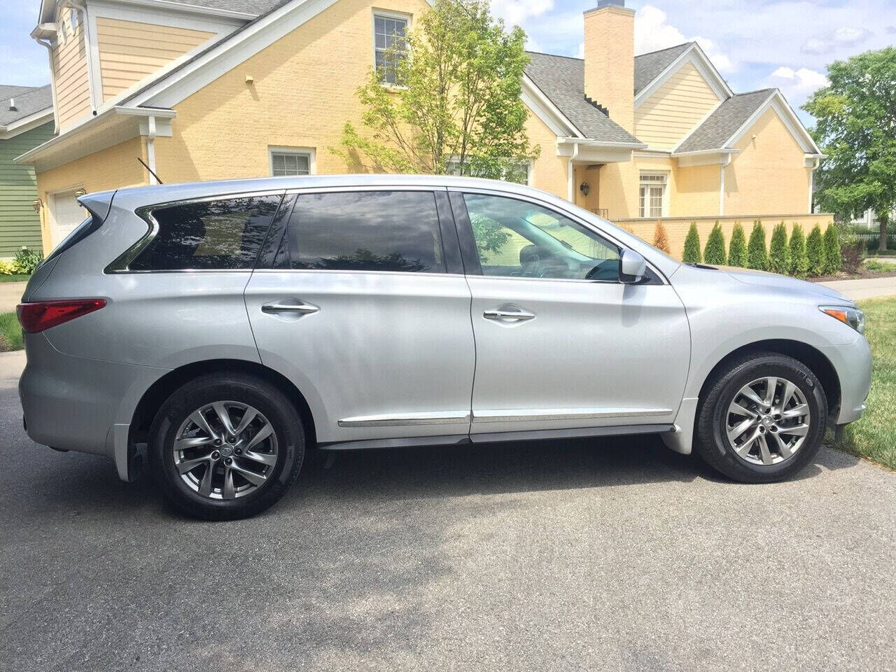 2013 INFINITI JX35