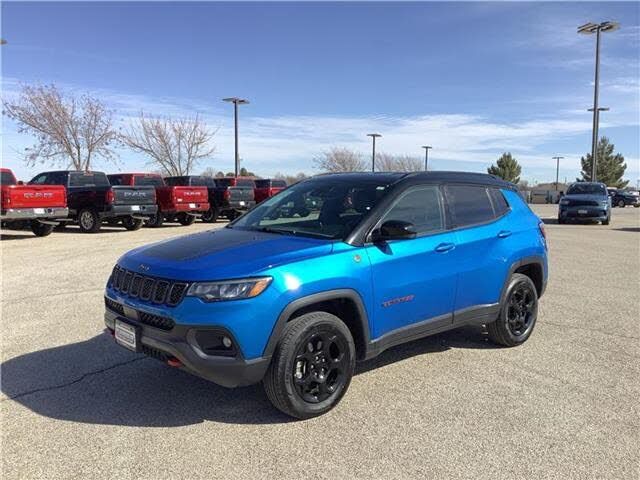 2023 JEEP Compass