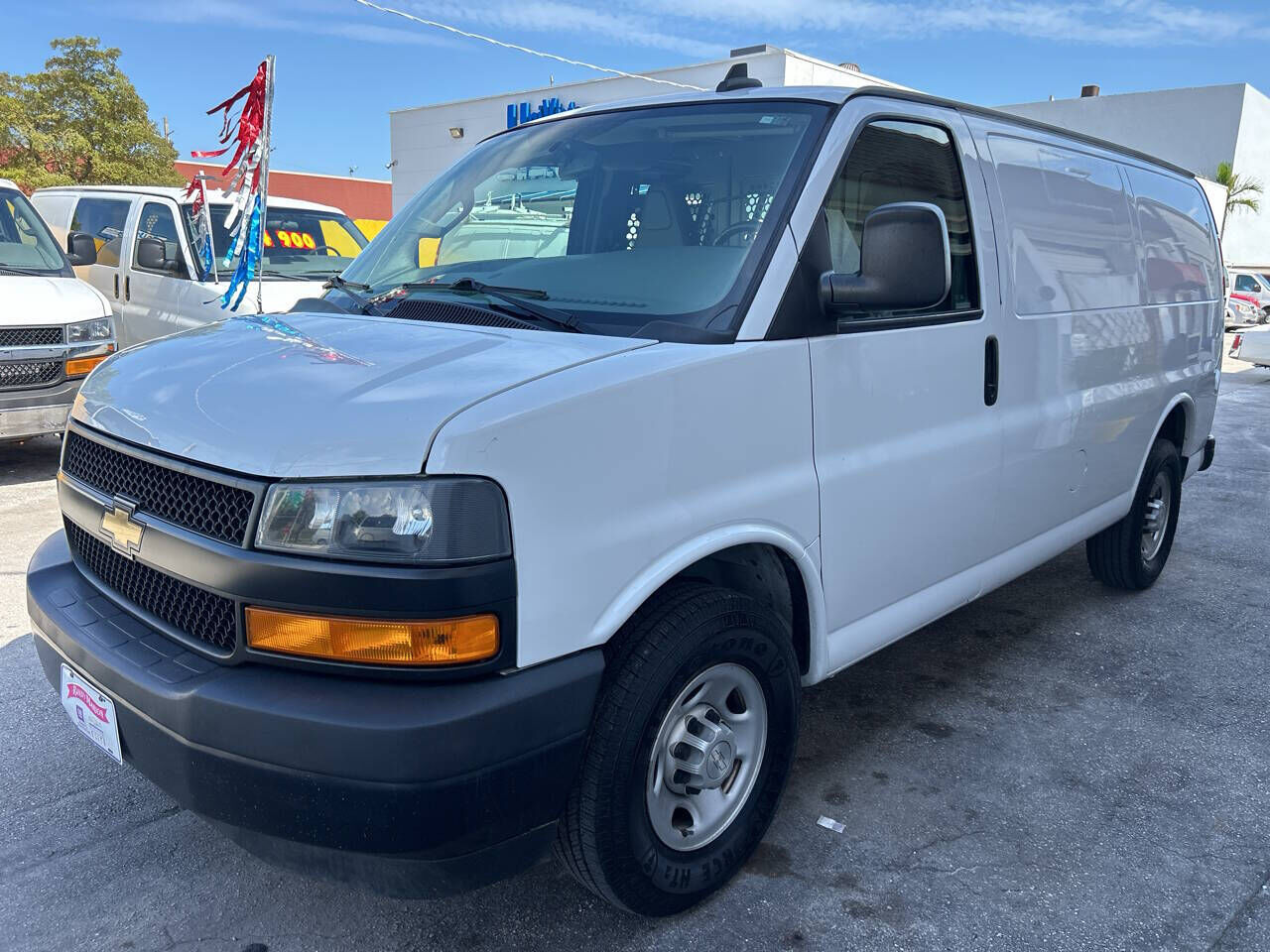 2019 CHEVROLET Express