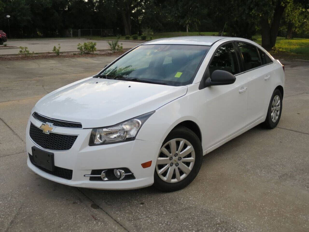 2011 CHEVROLET Cruze