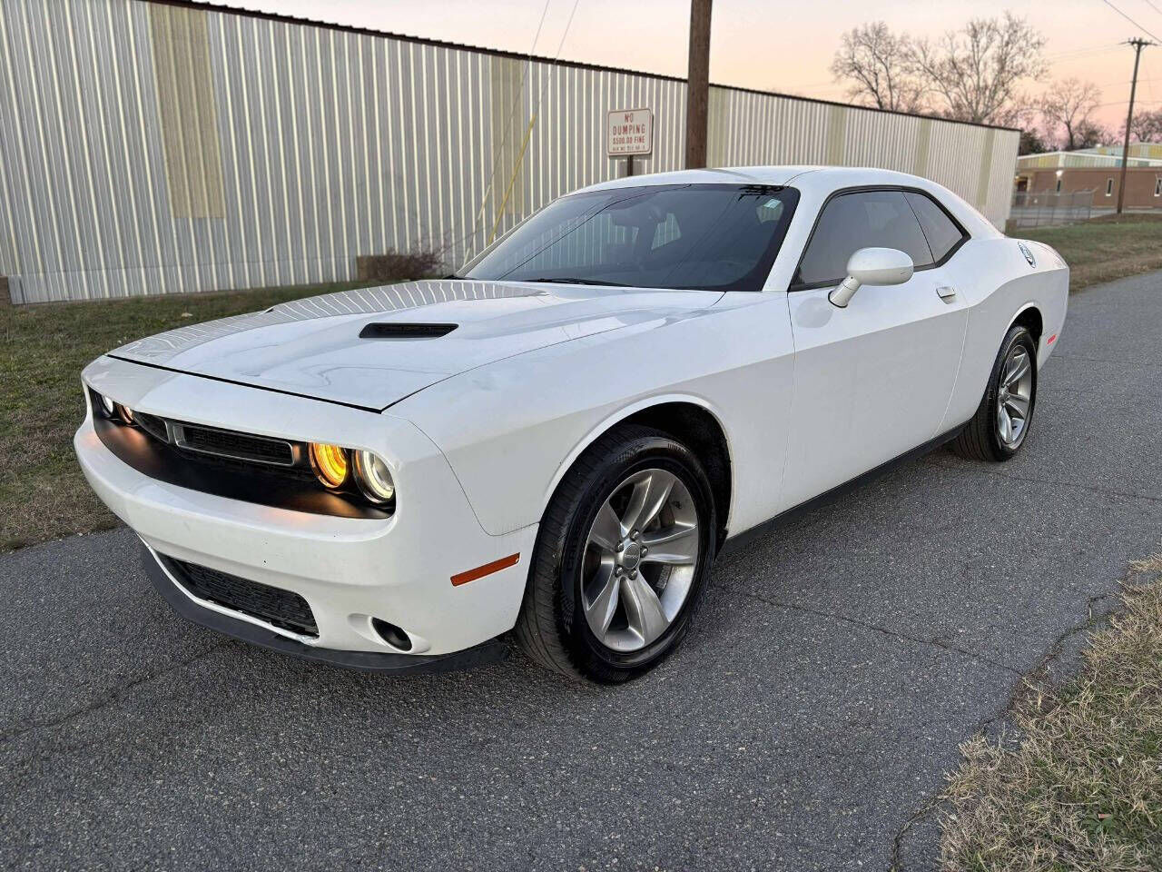 2016 DODGE Challenger