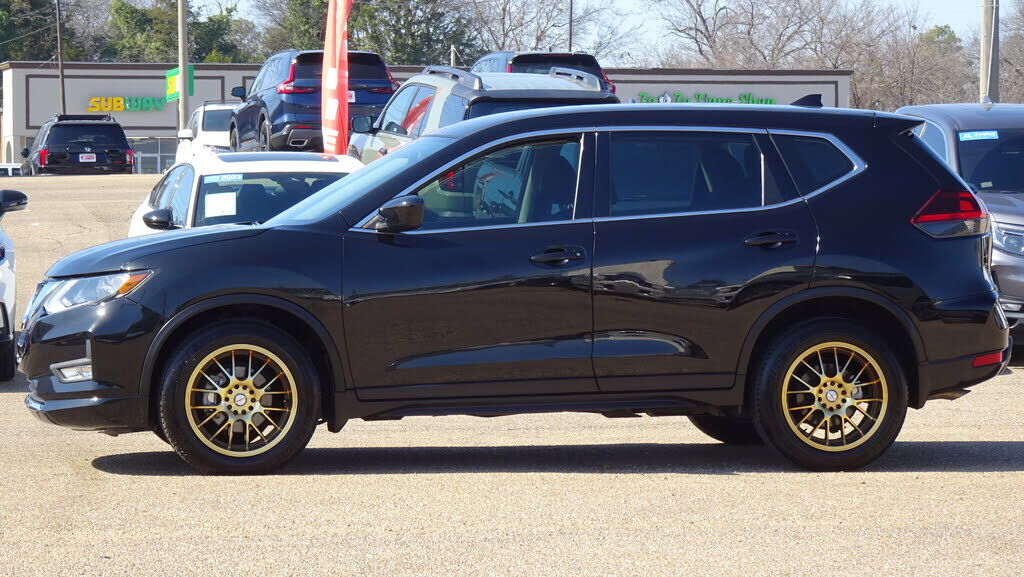 2018 NISSAN Rogue