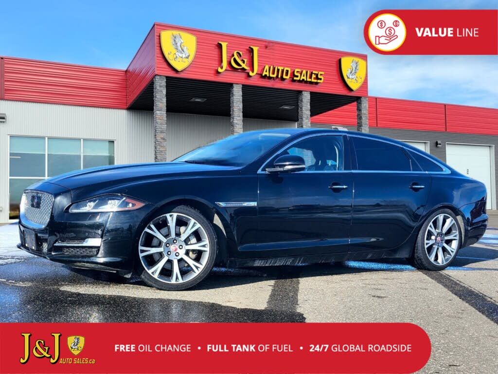 Jaguar XJ