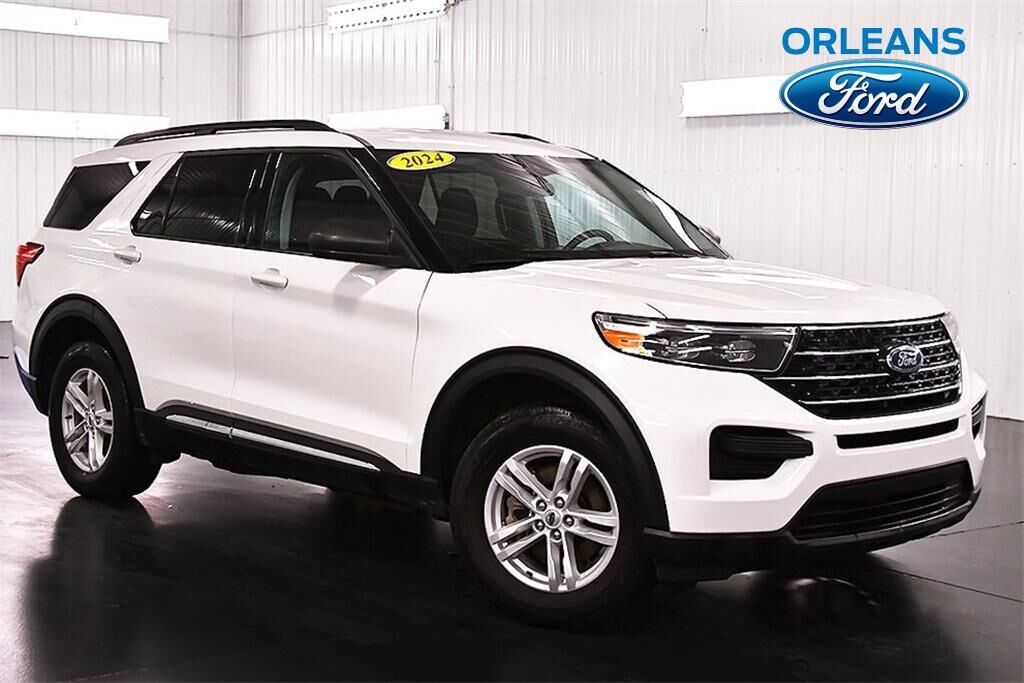 2024 FORD Explorer