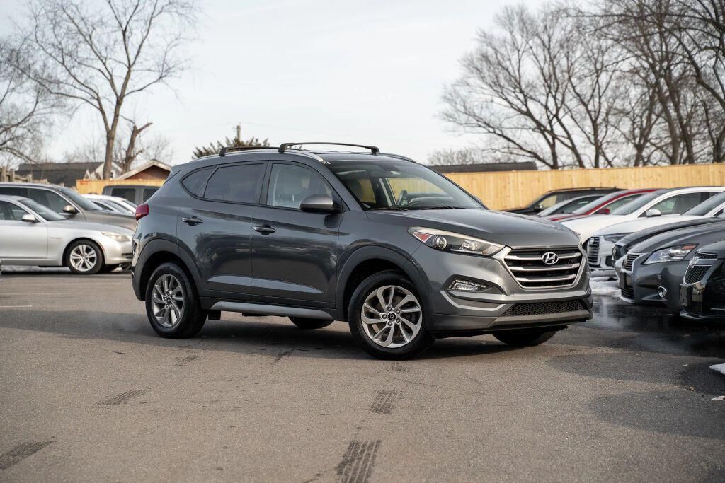 2017 HYUNDAI Tucson