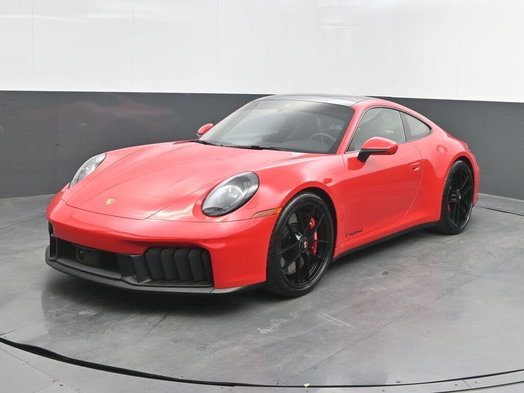 2026 PORSCHE 911