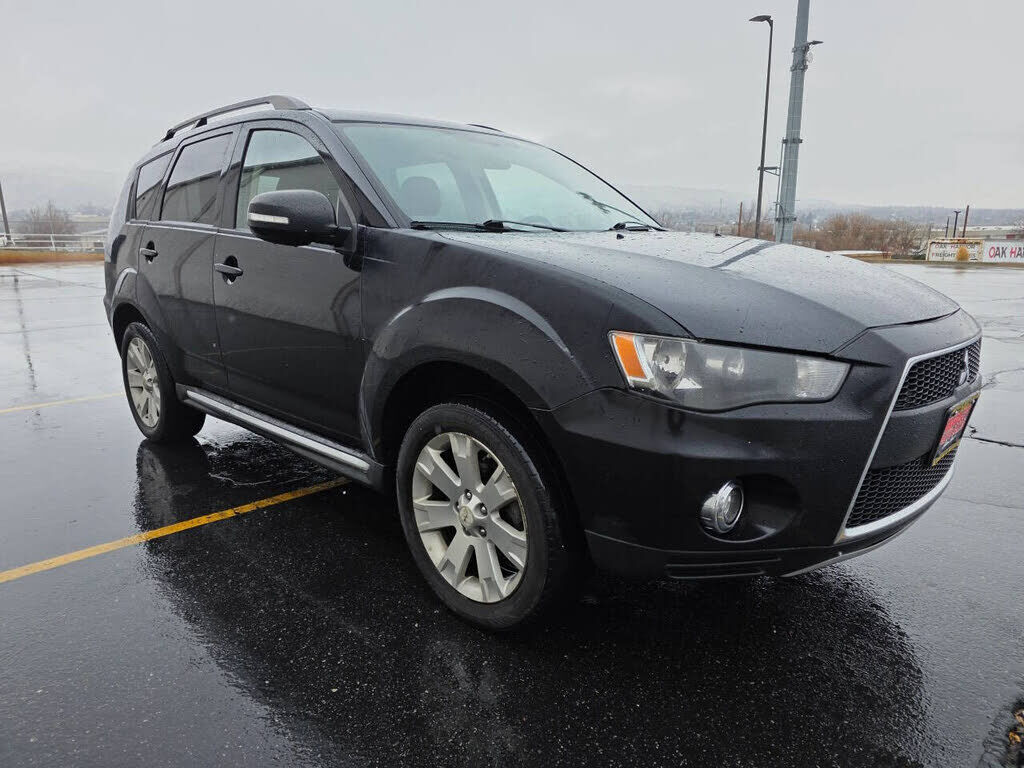 2013 MITSUBISHI Outlander
