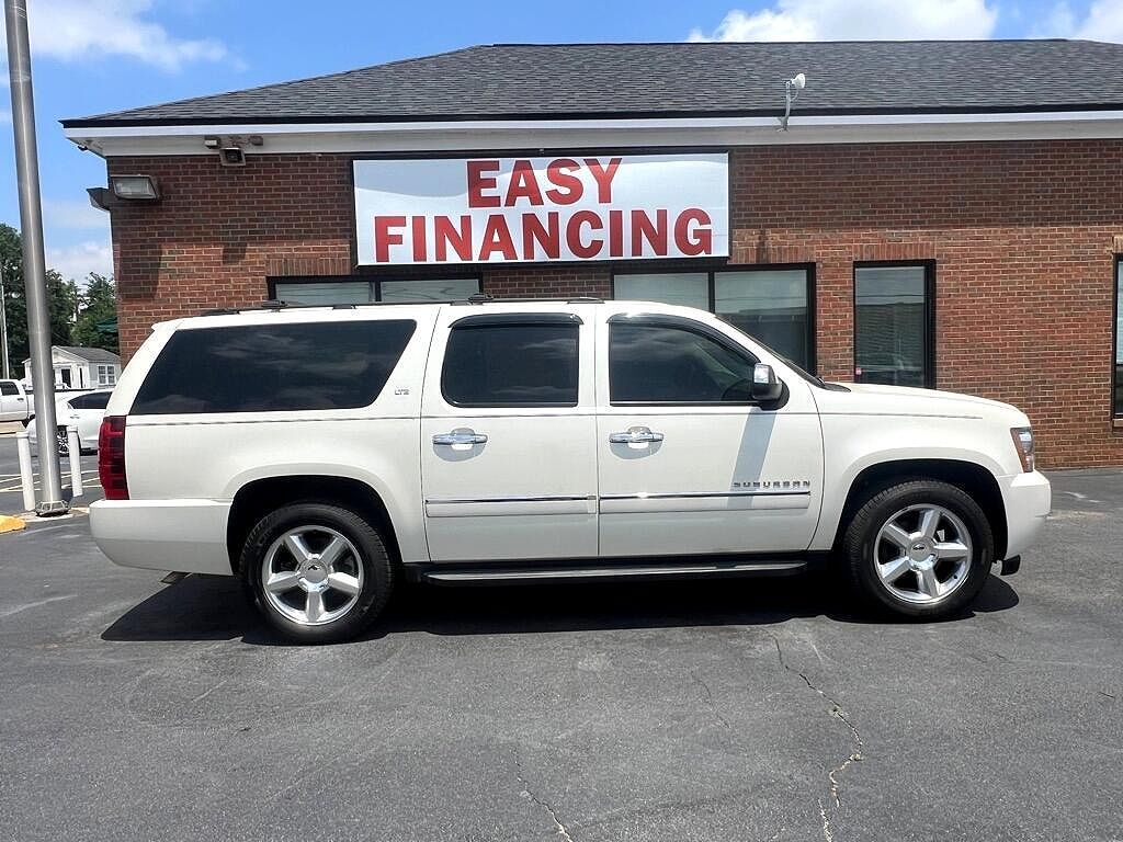 2014 CHEVROLET Suburban