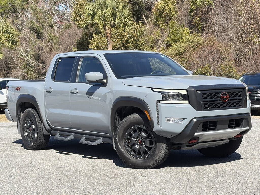 2023 NISSAN Frontier