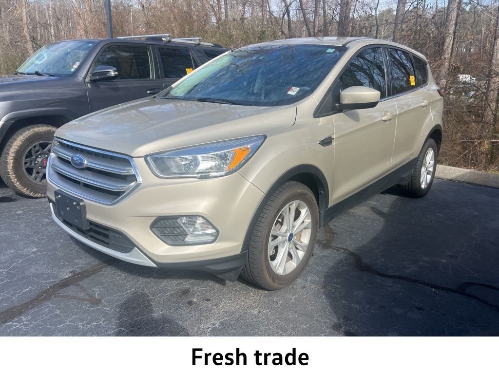 2017 FORD Escape