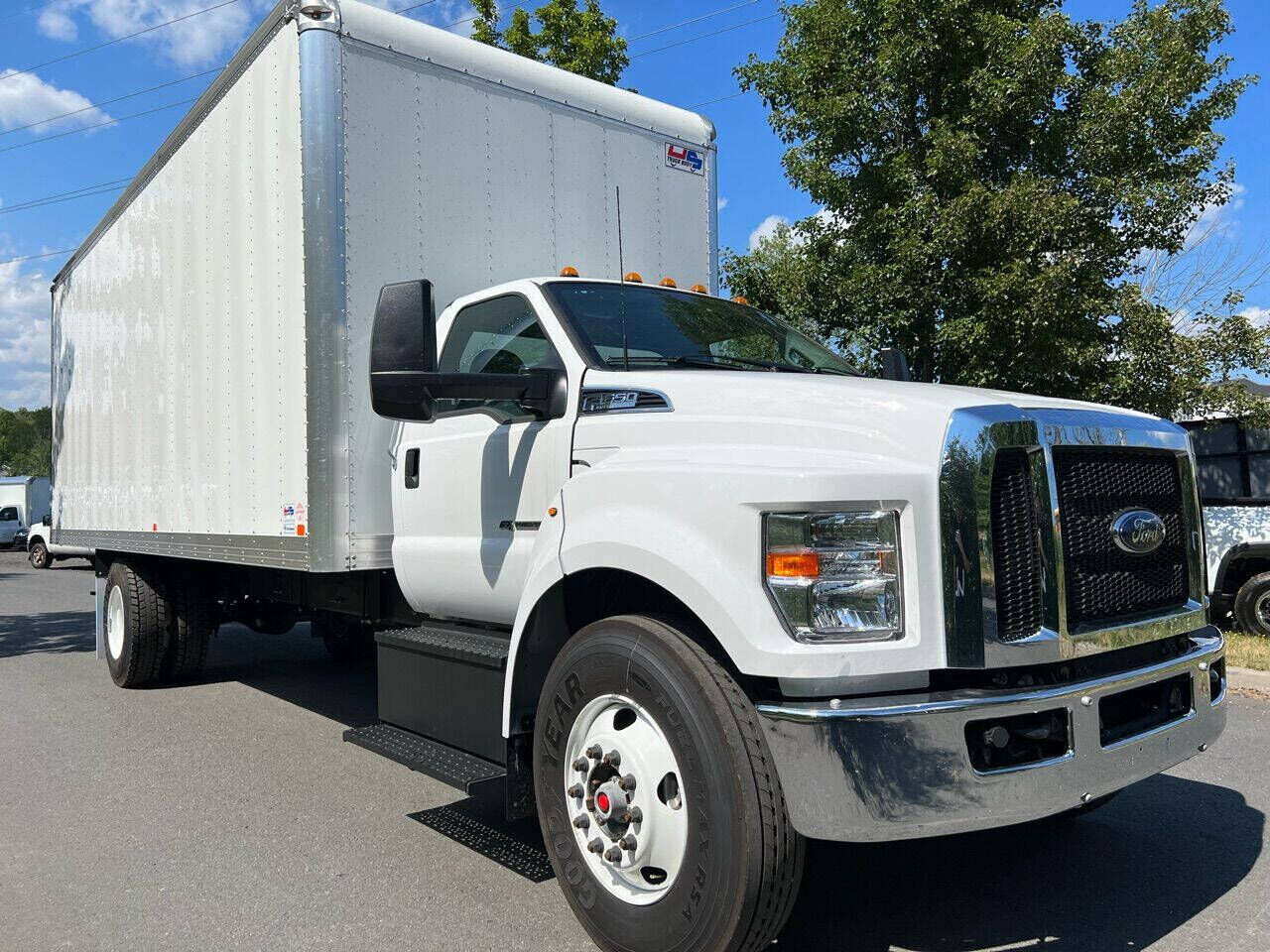 2022 FORD F-650