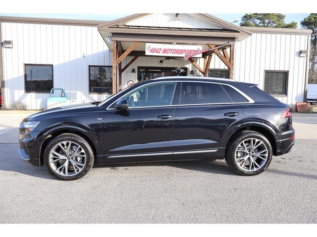 2021 Audi Q8