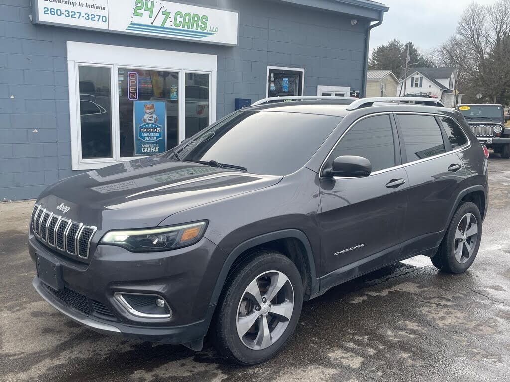 2019 JEEP Cherokee