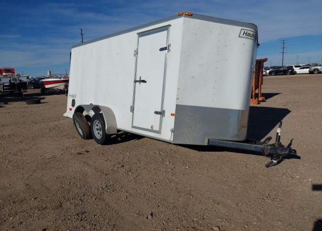 2015 HAULMARK Haulmark Trailer