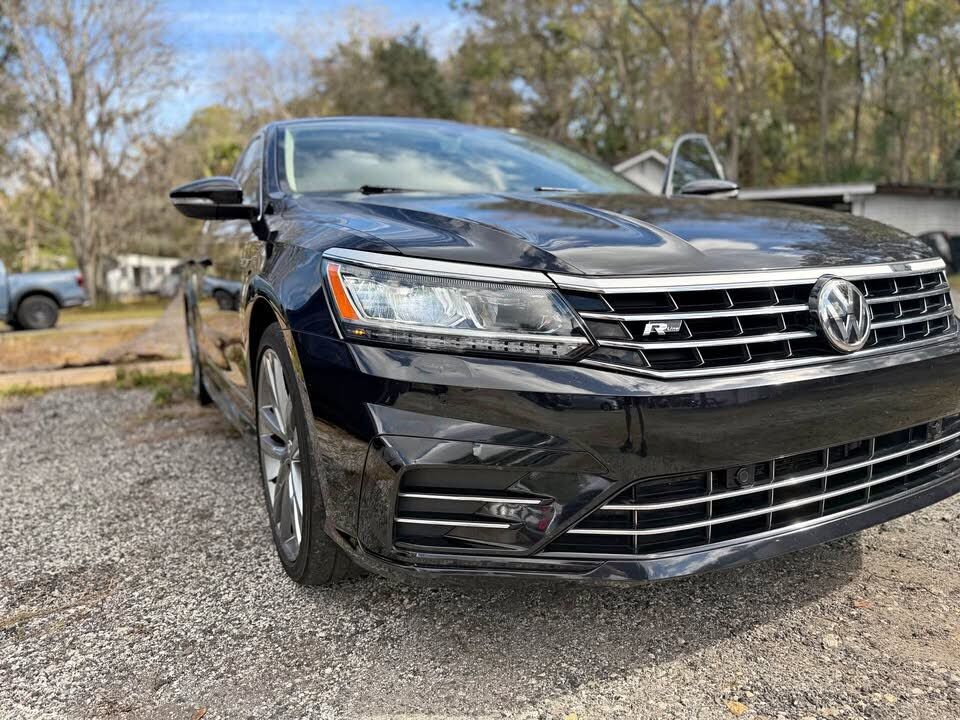 2019 VOLKSWAGEN Passat
