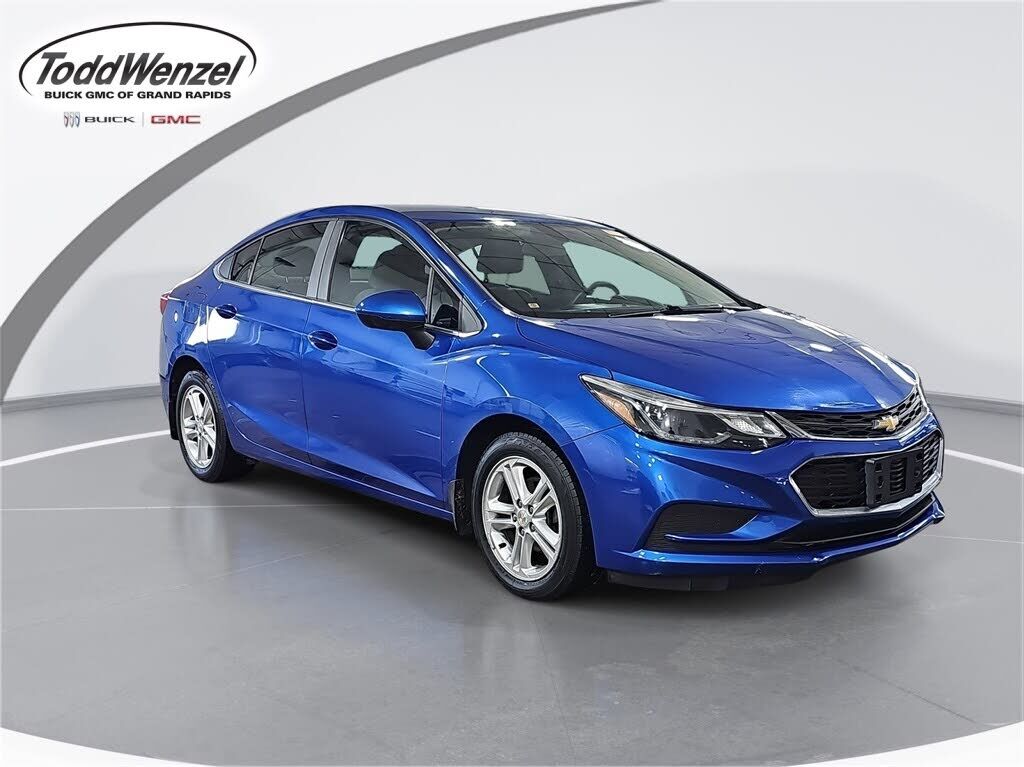2018 CHEVROLET Cruze