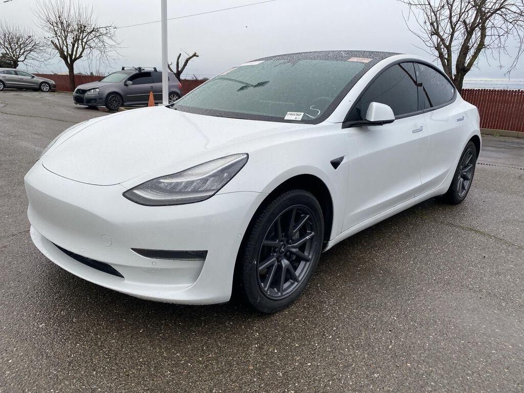 2020 TESLA Model 3