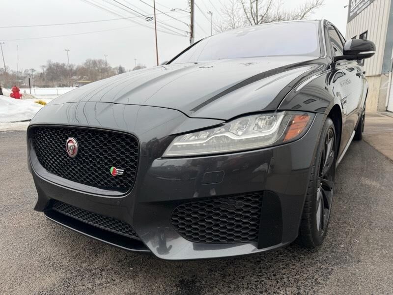 2020 JAGUAR XF