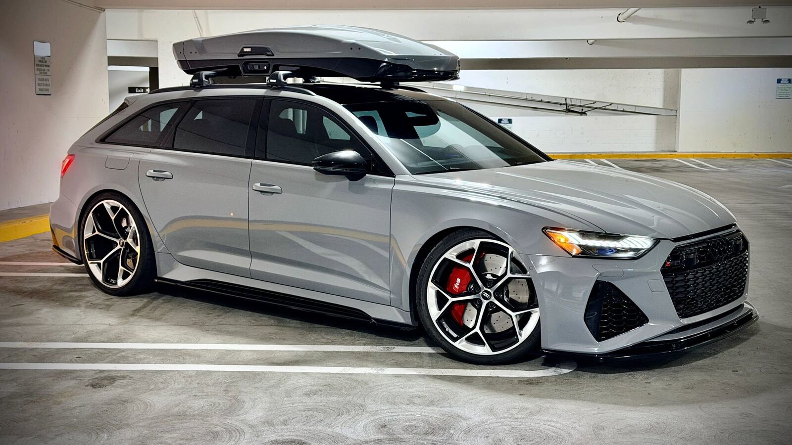 2025 AUDI RS 6