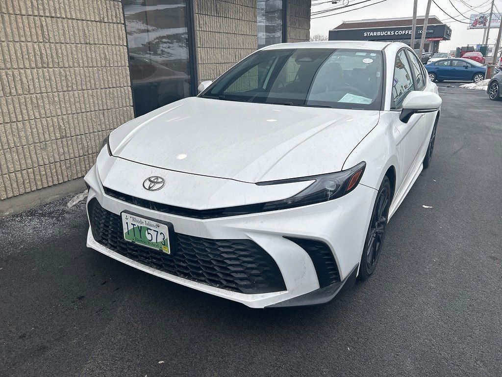 2025 TOYOTA Camry