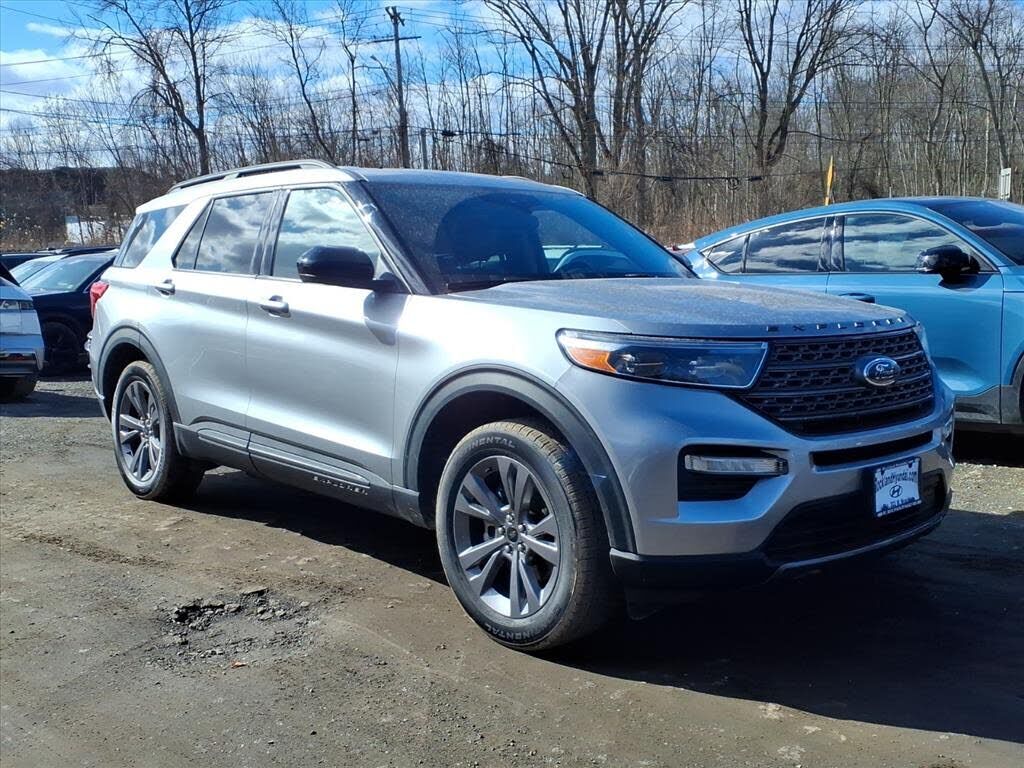 2022 FORD Explorer