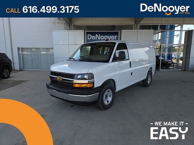2025 CHEVROLET Express