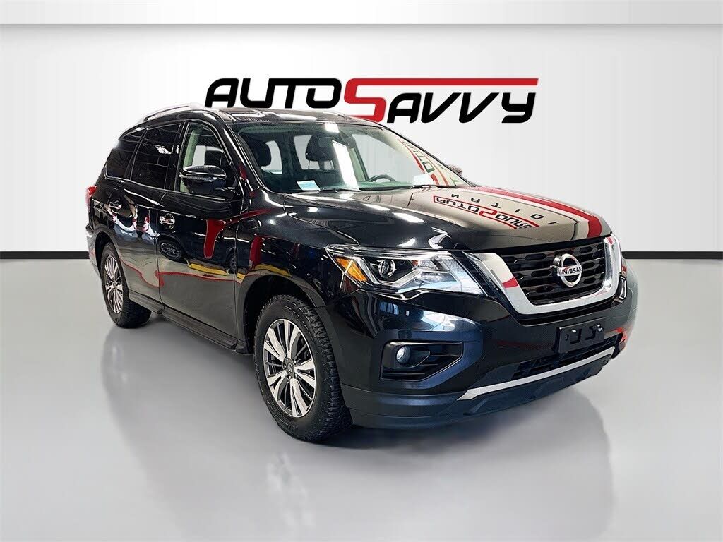 2019 NISSAN Pathfinder