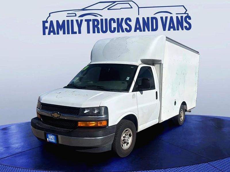 2020 CHEVROLET Express