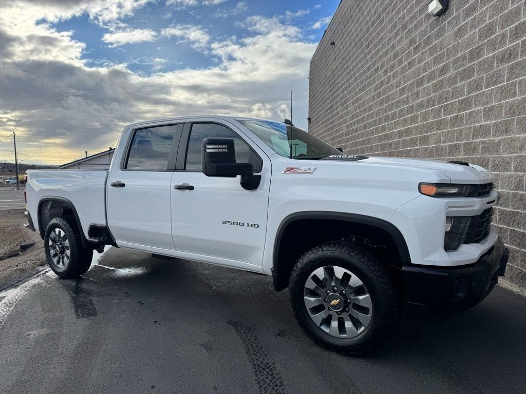 2026 CHEVROLET Silverado HD