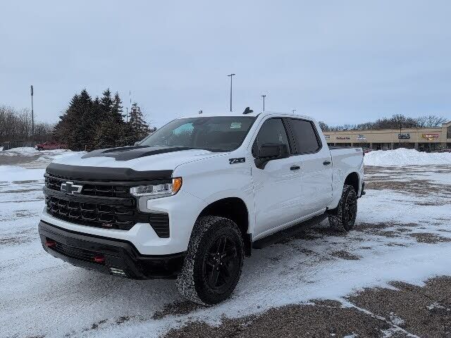 2025 CHEVROLET Silverado