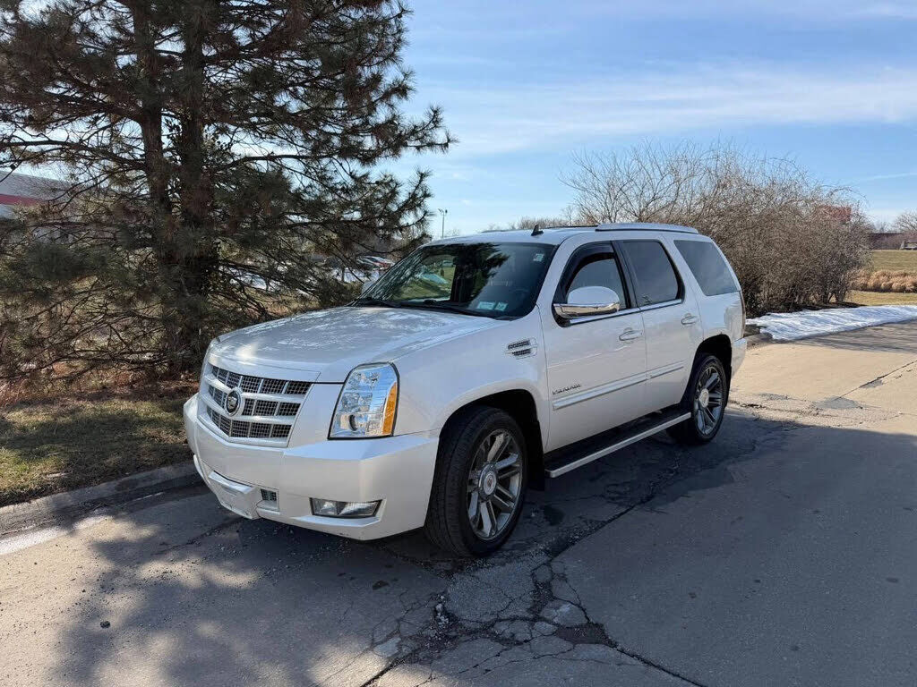 2012 CADILLAC Escalade