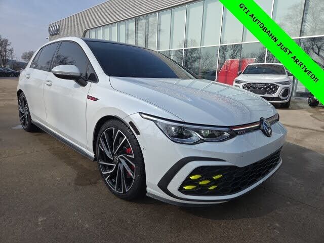 2022 VOLKSWAGEN Golf GTI