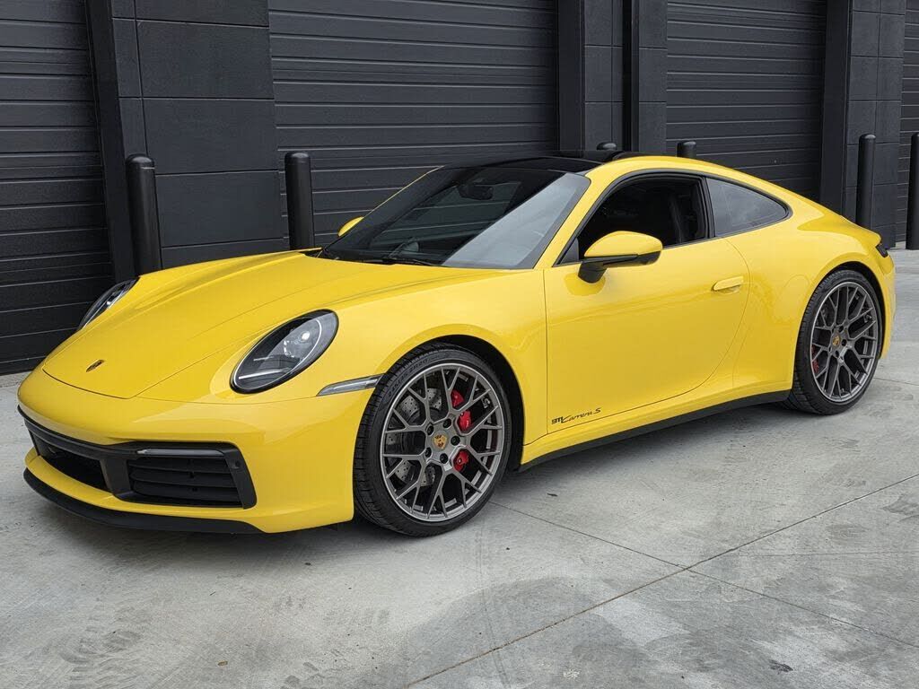2021 PORSCHE 911