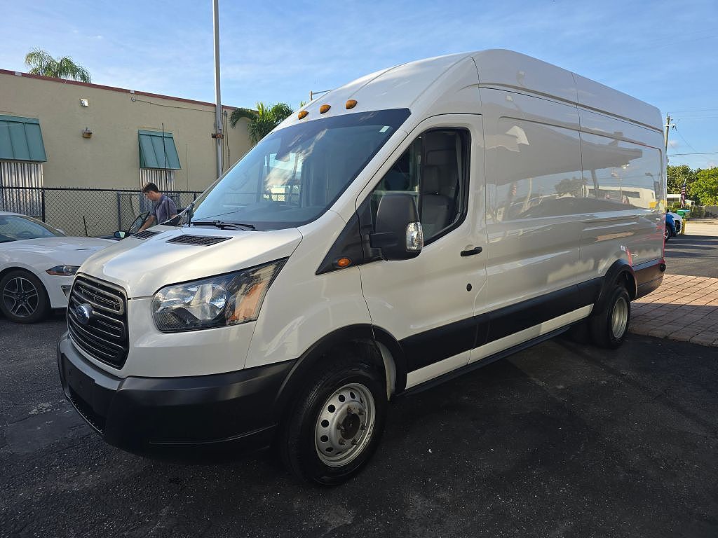 2019 FORD Transit